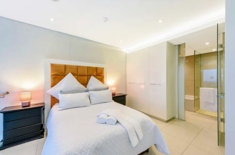 1 Bedroom Property for Sale in Rosebank Gauteng