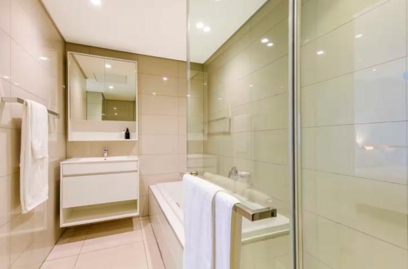 1 Bedroom Property for Sale in Rosebank Gauteng