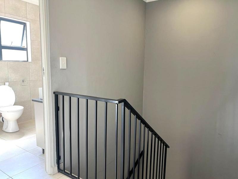 3 Bedroom Property for Sale in Ferndale Gauteng