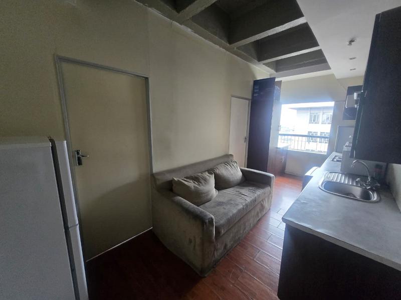 To Let 1 Bedroom Property for Rent in Braamfontein Gauteng