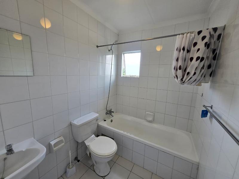 To Let 1 Bedroom Property for Rent in Melville Gauteng