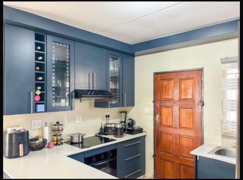 3 Bedroom Property for Sale in Crystal Park Gauteng