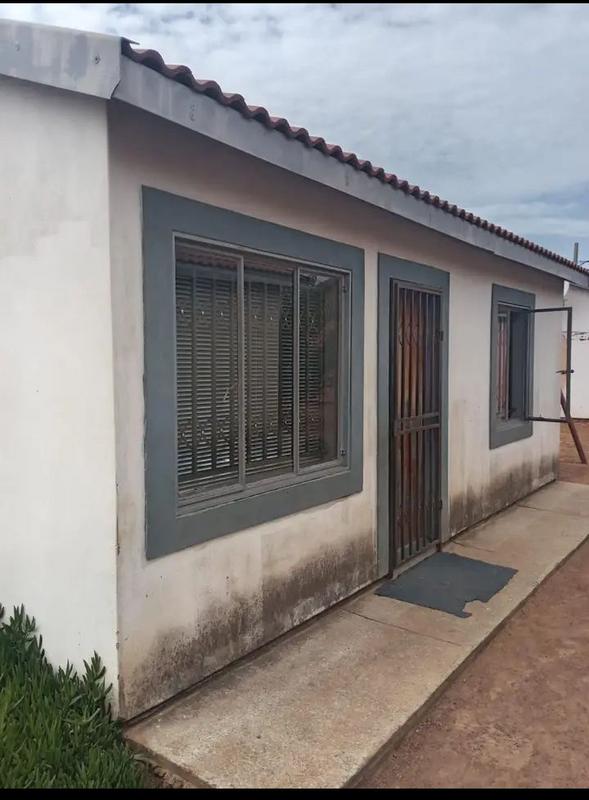 2 Bedroom Property for Sale in Katlehong South Gauteng