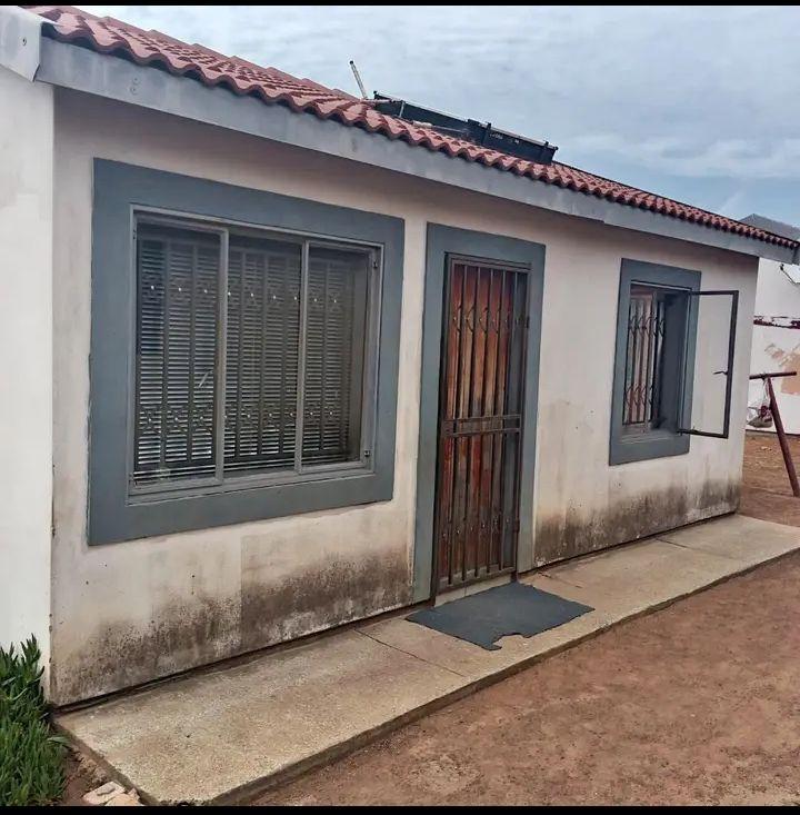 2 Bedroom Property for Sale in Katlehong South Gauteng