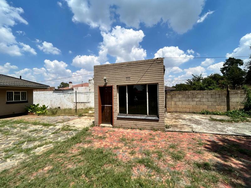 5 Bedroom Property for Sale in Selection Park Gauteng