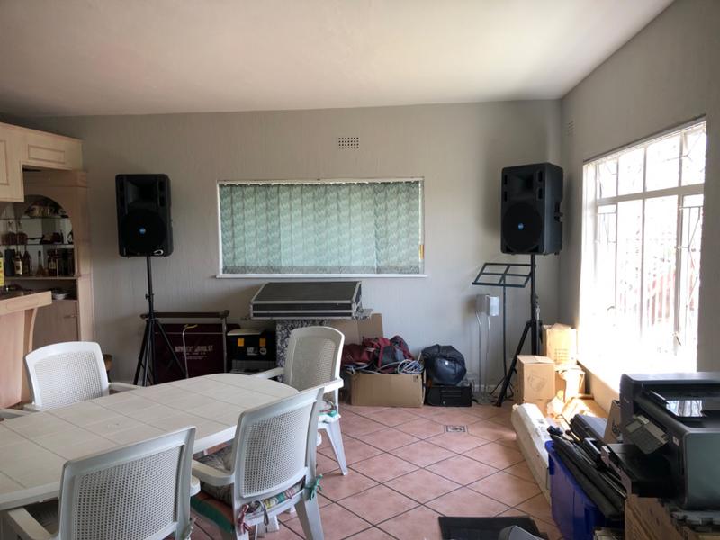 5 Bedroom Property for Sale in Glenvista Gauteng