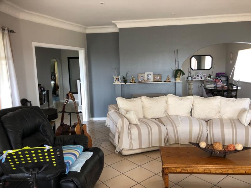 5 Bedroom Property for Sale in Glenvista Gauteng