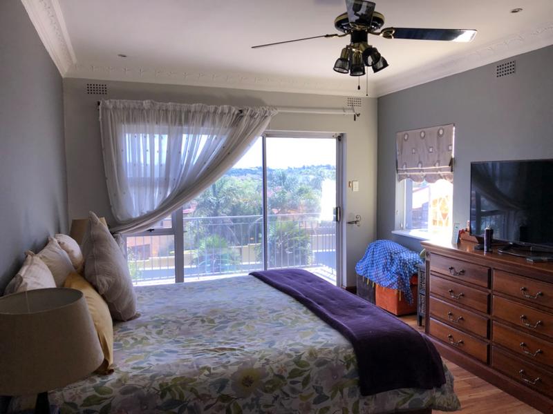 5 Bedroom Property for Sale in Glenvista Gauteng