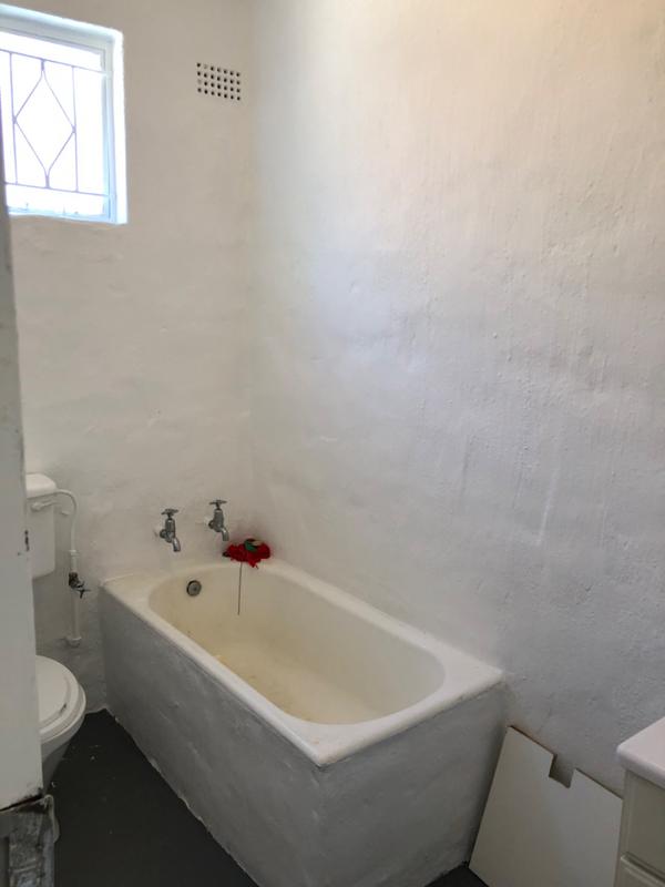 5 Bedroom Property for Sale in Glenvista Gauteng