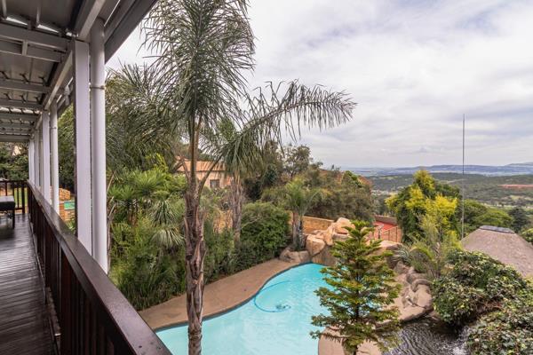 5 Bedroom Property for Sale in Glenvista Gauteng