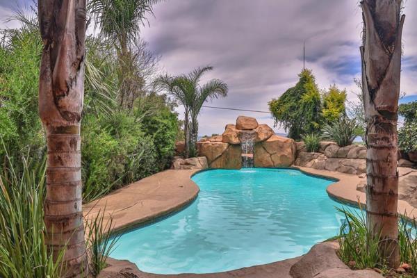 5 Bedroom Property for Sale in Glenvista Gauteng