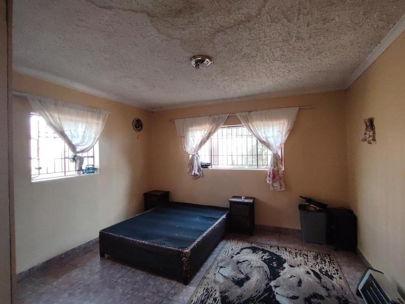8 Bedroom Property for Sale in Lenasia South Gauteng