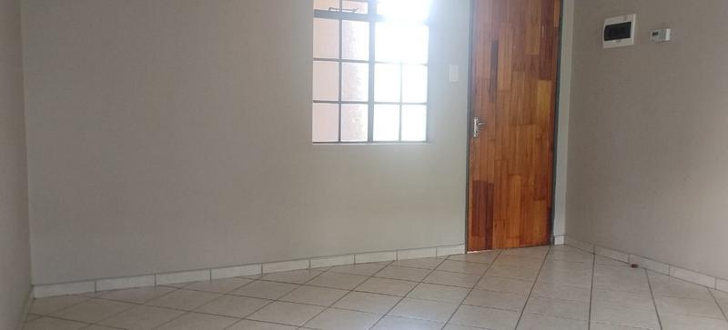 2 Bedroom Property for Sale in Jabulani Gauteng