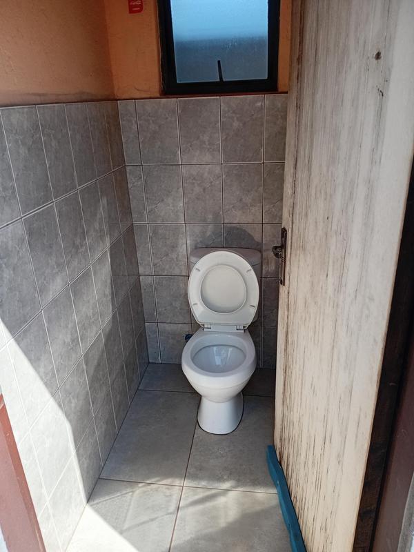 7 Bedroom Property for Sale in Daveyton Gauteng