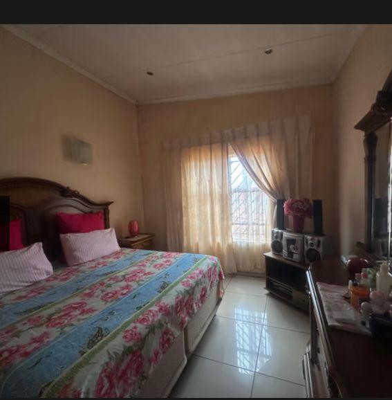 2 Bedroom Property for Sale in Tsakane Gauteng