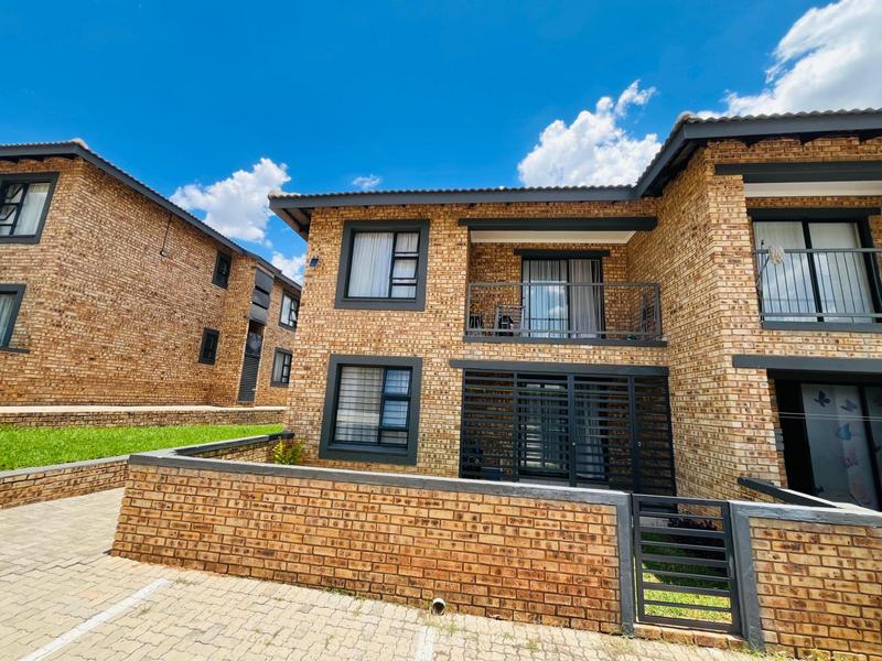 3 Bedroom Property for Sale in Cloverdene Gauteng