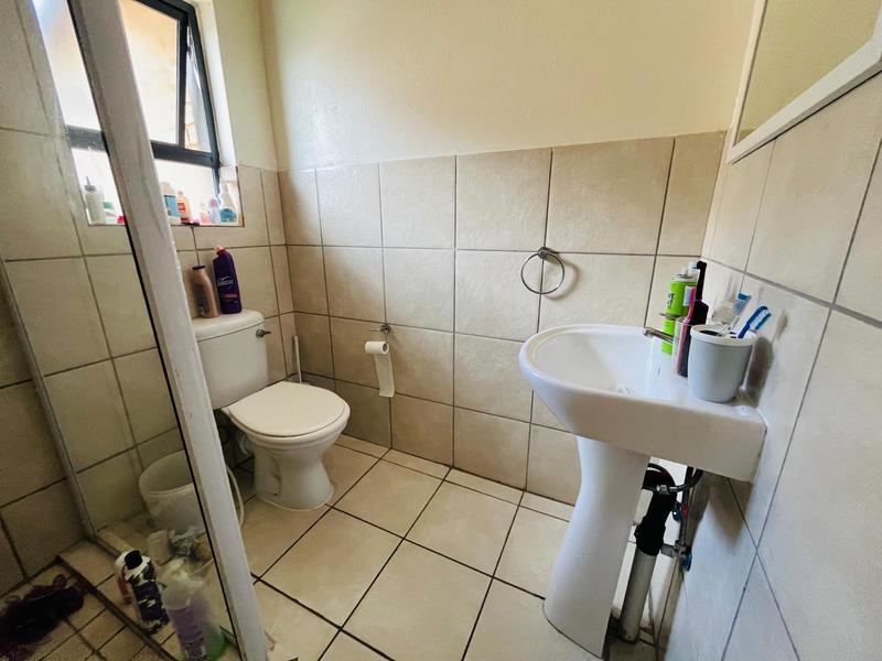 3 Bedroom Property for Sale in Cloverdene Gauteng