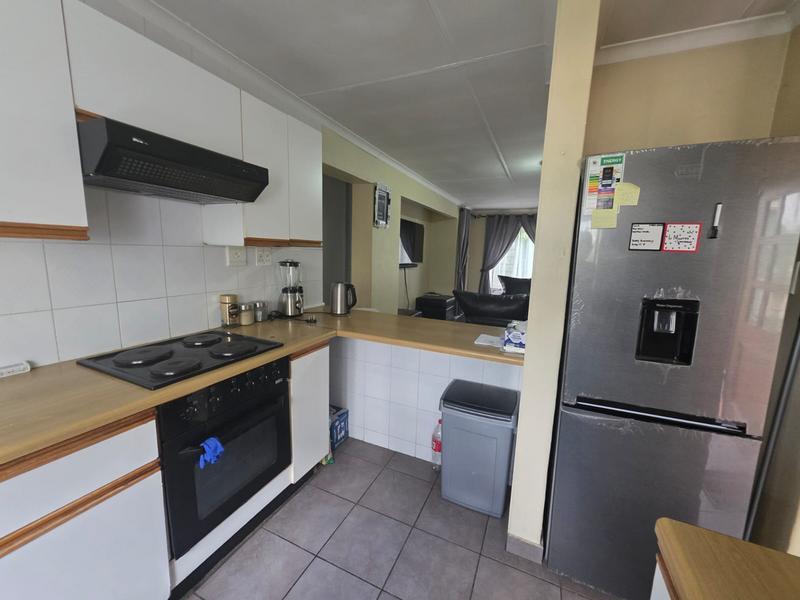 To Let 2 Bedroom Property for Rent in Sunninghill Gauteng