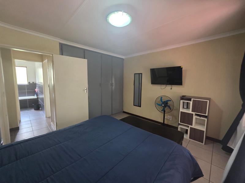 To Let 2 Bedroom Property for Rent in Sunninghill Gauteng