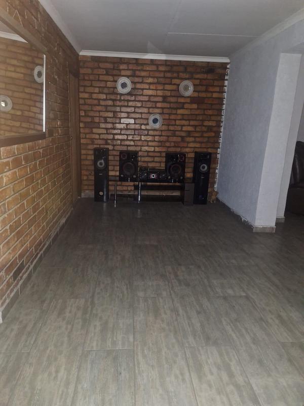 4 Bedroom Property for Sale in Arcon Park Gauteng
