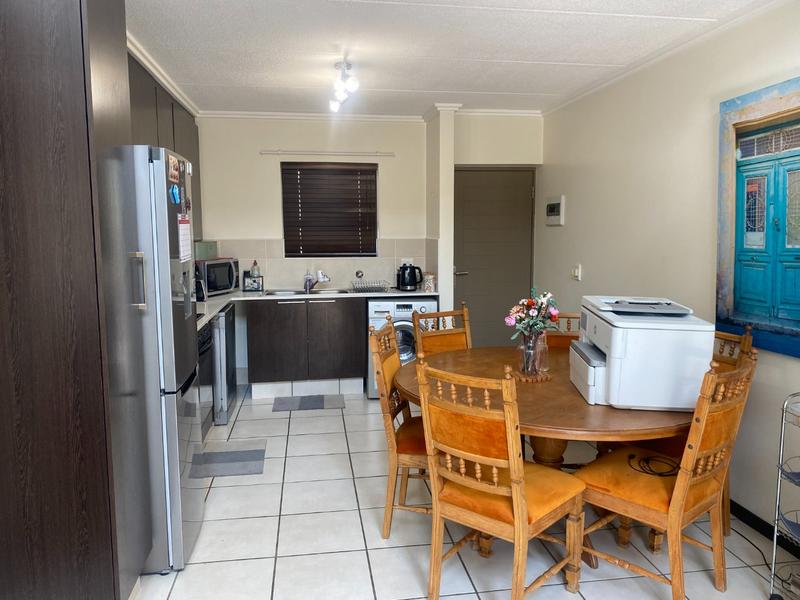 2 Bedroom Property for Sale in Paulshof Gauteng