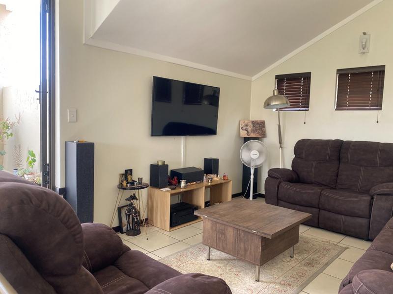 2 Bedroom Property for Sale in Paulshof Gauteng