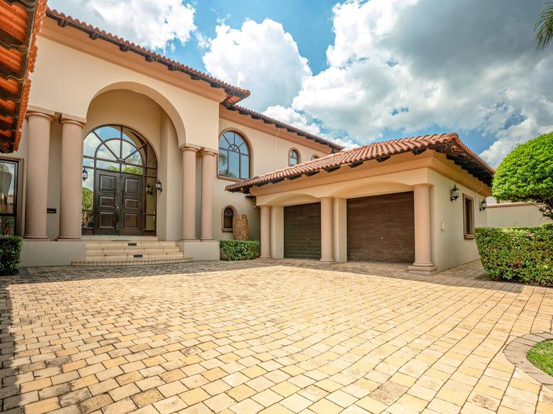 5 Bedroom Property for Sale in The Wilds Gauteng