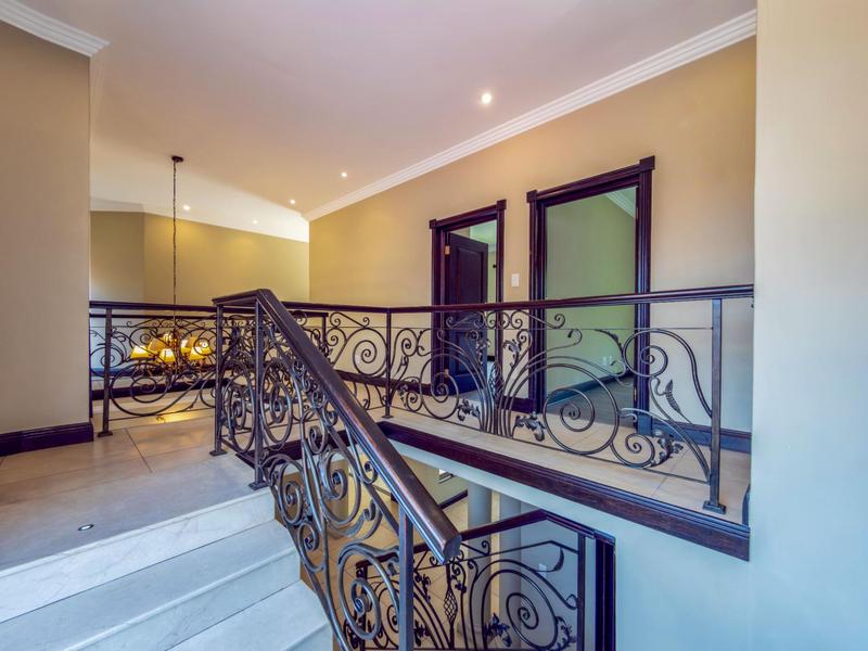 5 Bedroom Property for Sale in The Wilds Gauteng