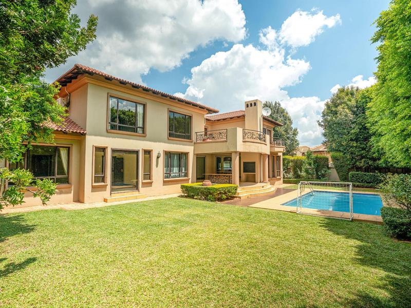 5 Bedroom Property for Sale in The Wilds Gauteng