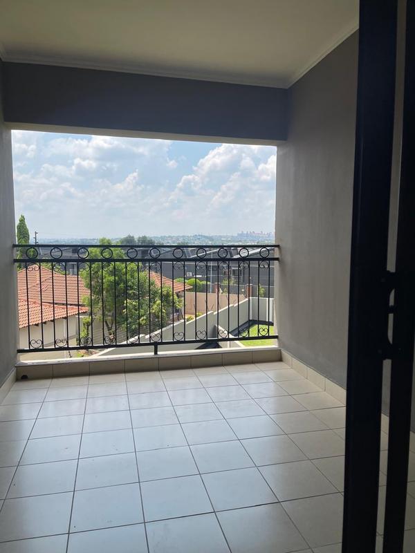 To Let 1 Bedroom Property for Rent in Fourways Gauteng