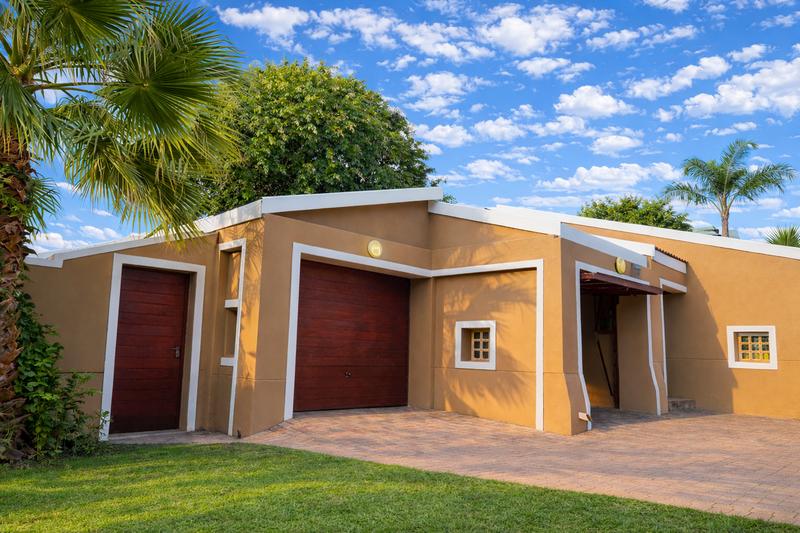 To Let 2 Bedroom Property for Rent in Waterkloof Ridge Gauteng