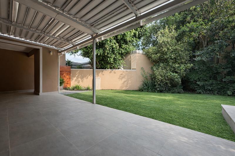 To Let 2 Bedroom Property for Rent in Waterkloof Ridge Gauteng