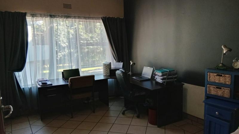 11 Bedroom Property for Sale in Glen Donald A H Gauteng