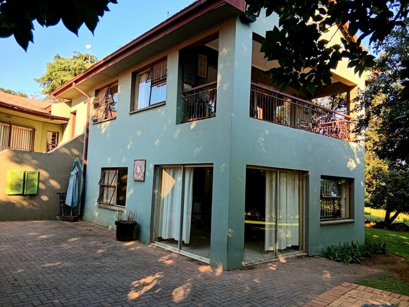 11 Bedroom Property for Sale in Glen Donald A H Gauteng