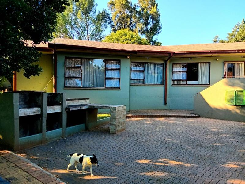 11 Bedroom Property for Sale in Glen Donald A H Gauteng