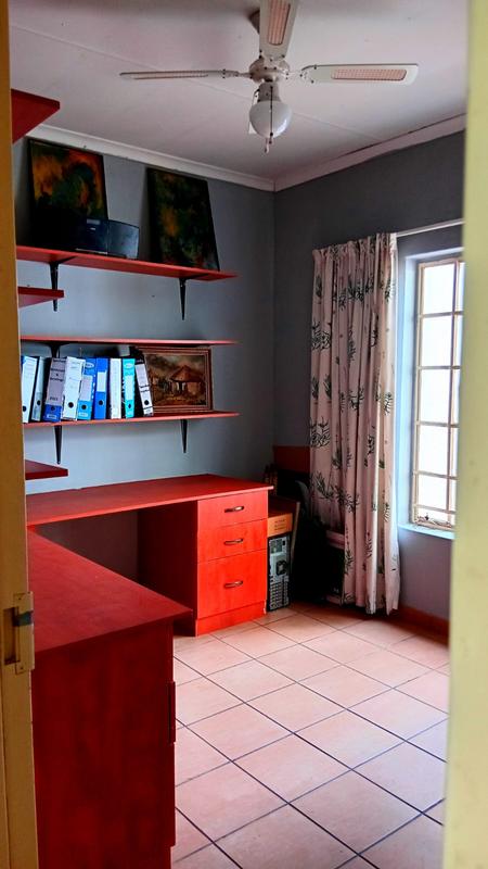 11 Bedroom Property for Sale in Glen Donald A H Gauteng