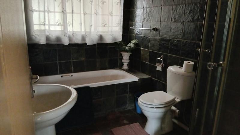 11 Bedroom Property for Sale in Glen Donald A H Gauteng