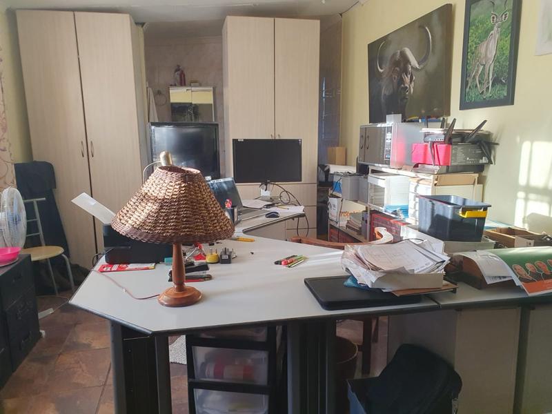 11 Bedroom Property for Sale in Glen Donald A H Gauteng