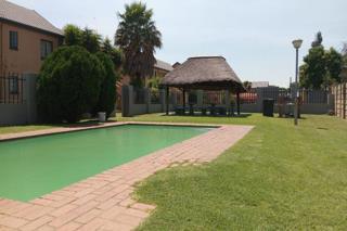2 Bedroom Property for Sale in Albemarle Gauteng