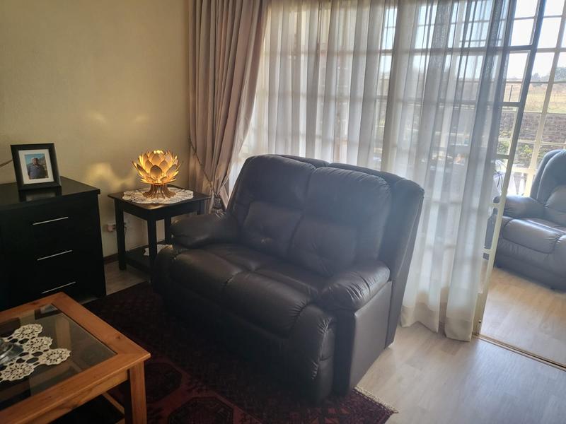 1 Bedroom Property for Sale in Minnebron Gauteng