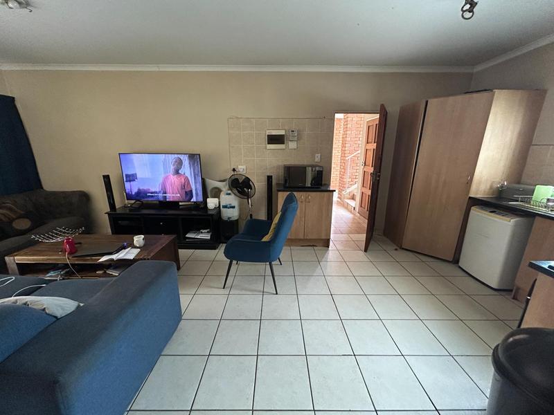 2 Bedroom Property for Sale in Summerfields Estate Gauteng