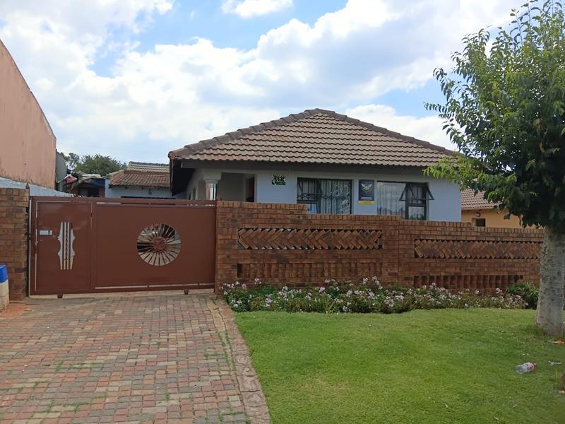 3 Bedroom Property for Sale in Riverlea Gauteng