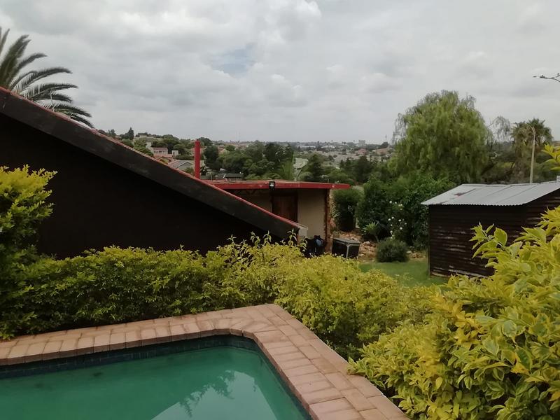 3 Bedroom Property for Sale in Lindhaven Gauteng