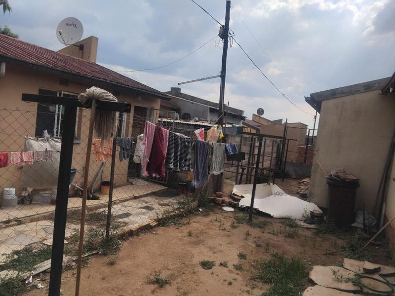 2 Bedroom Property for Sale in Tsakane Gauteng
