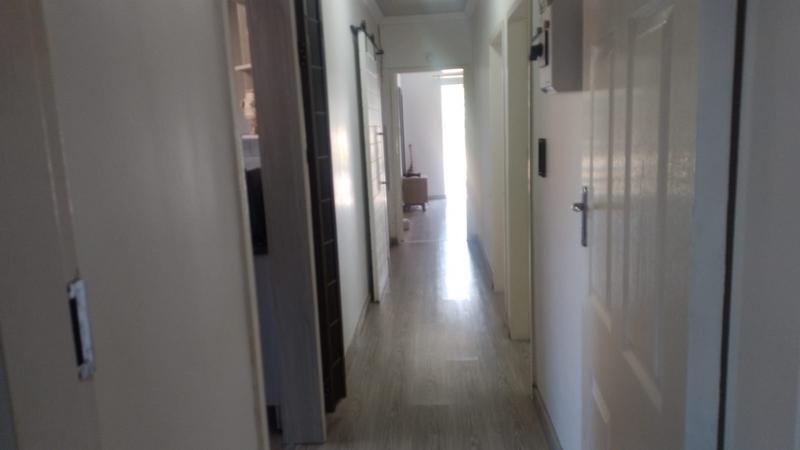 5 Bedroom Property for Sale in Greenhills Gauteng