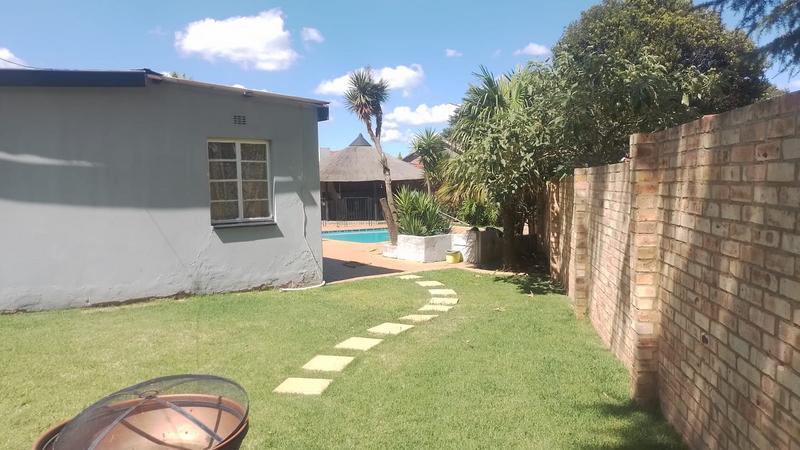 5 Bedroom Property for Sale in Greenhills Gauteng