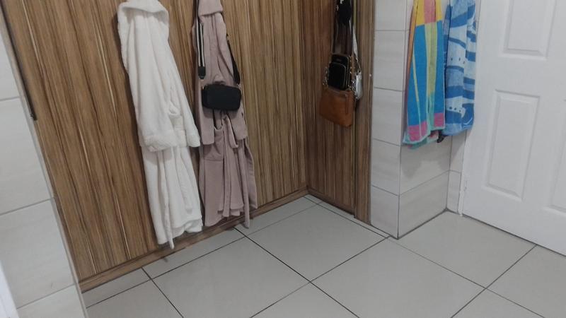 5 Bedroom Property for Sale in Greenhills Gauteng