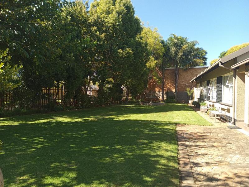 3 Bedroom Property for Sale in Helikonpark Gauteng