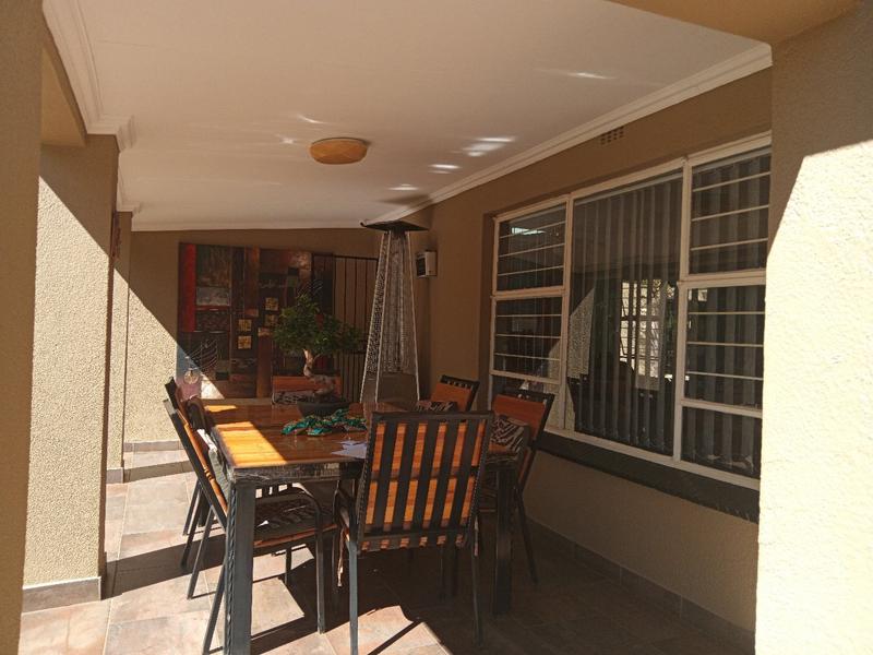 3 Bedroom Property for Sale in Helikonpark Gauteng