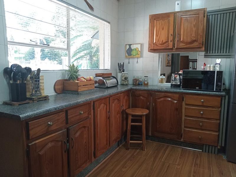 3 Bedroom Property for Sale in Helikonpark Gauteng